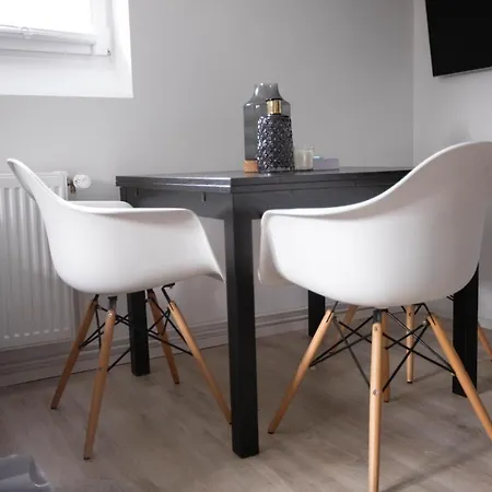 80qm - 4 - Private Parking - Keller-basement - Mallibase *