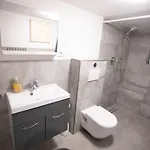 Daire 80qm - 4 - Private Parking - Keller-basement - Mallibase *
