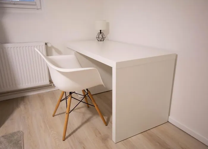 80qm - 4 - Private Parking - Keller-basement - Mallibase Daire *