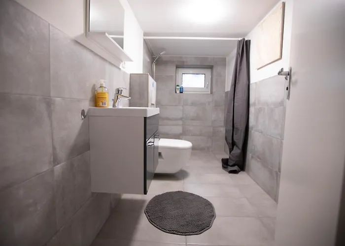 80qm - 4 - Private Parking - Keller-basement - Mallibase Daire *