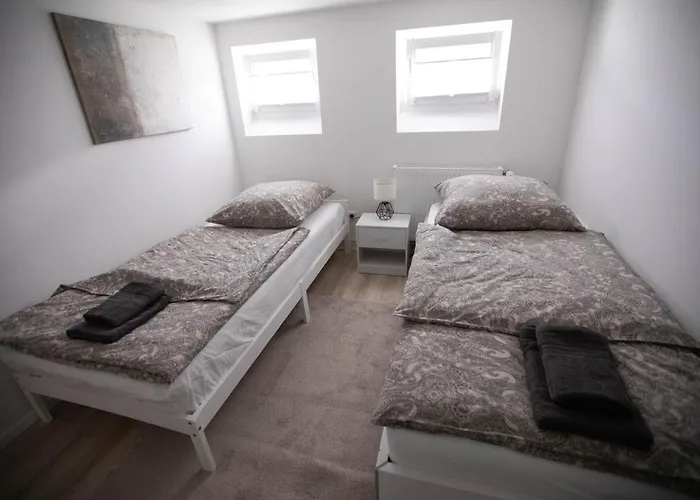 80qm - 4 - Private Parking - Keller-basement - Mallibase Апартаменты *